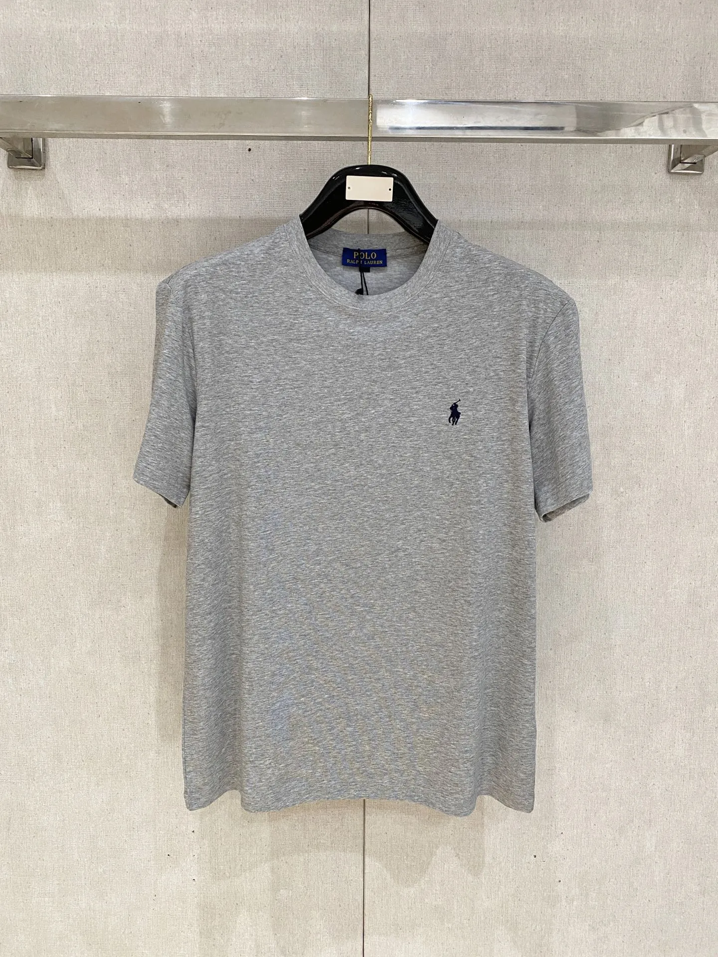 Polo ， ， 。 ，Classic ， 。 Sizes：M-4XL